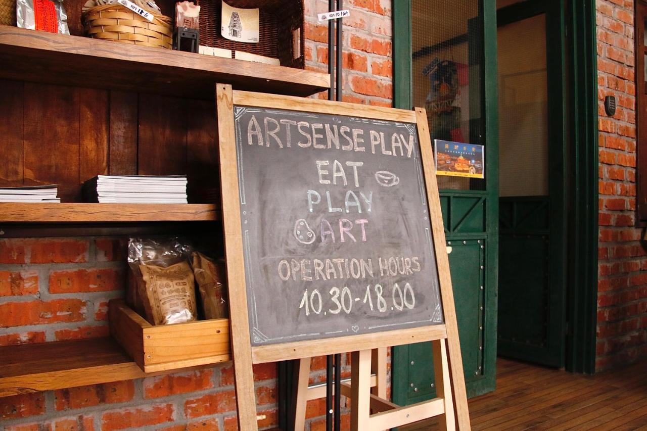 Artsense Play, Klang Hotel Exterior photo